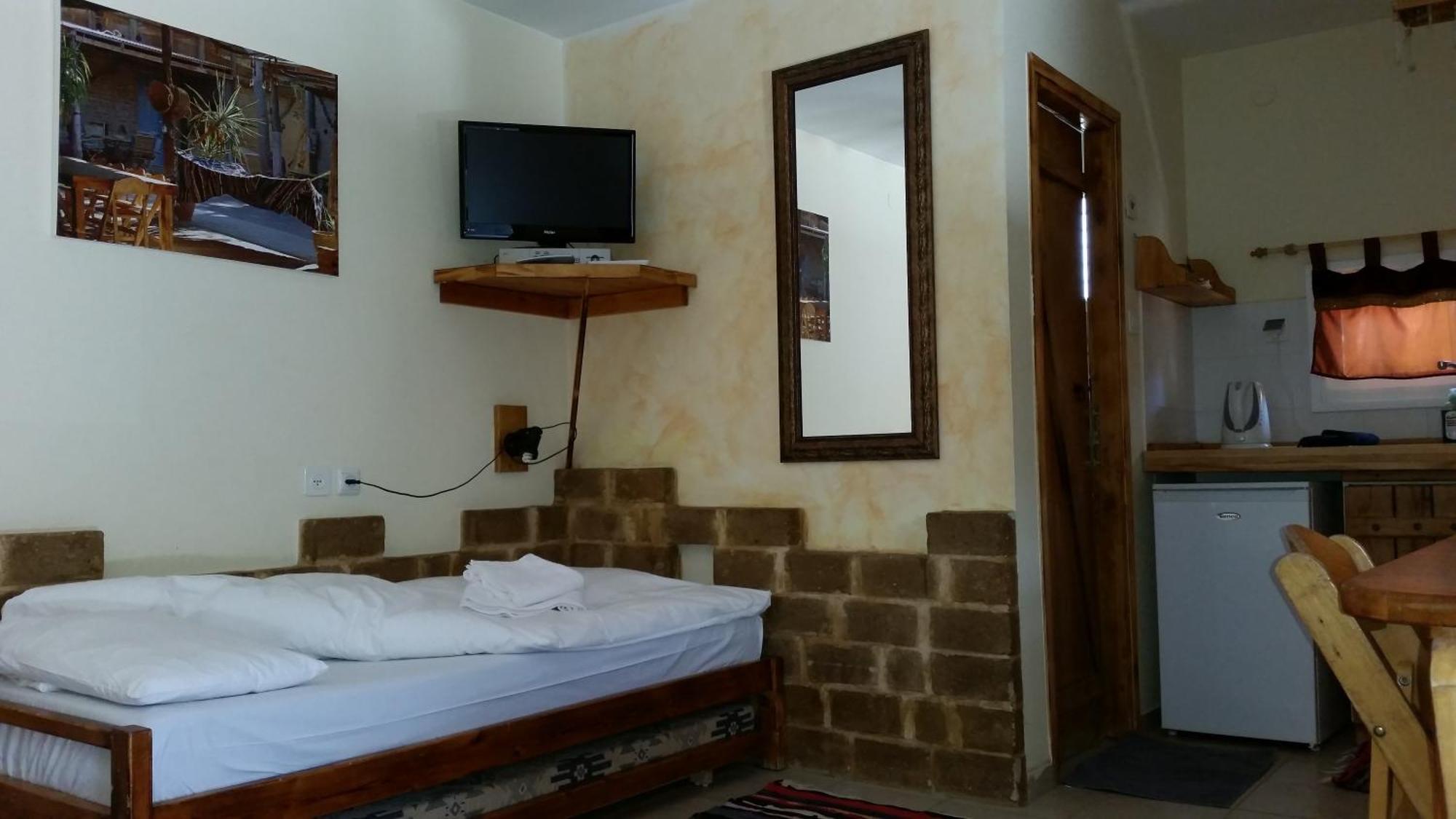 Desert Routes Inn Shvilim ba Midbar Hazeva Rom bilde